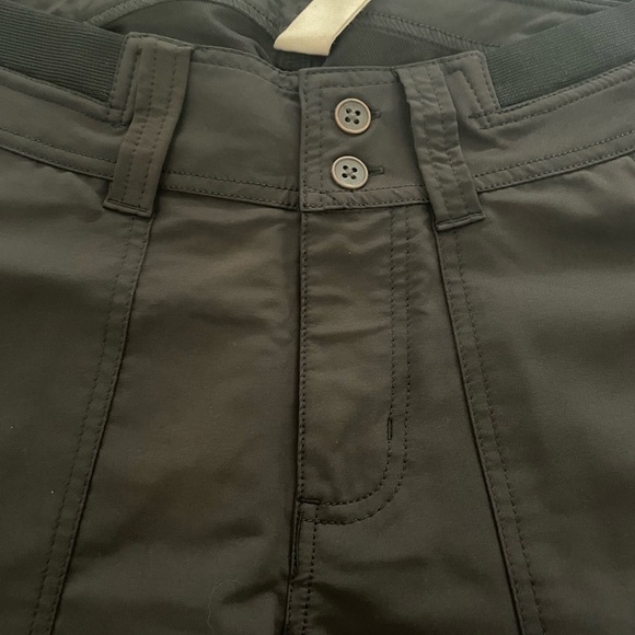 𝅺aventura Clothing Womens Shiloh Shorts in black - Picture 14 of 16